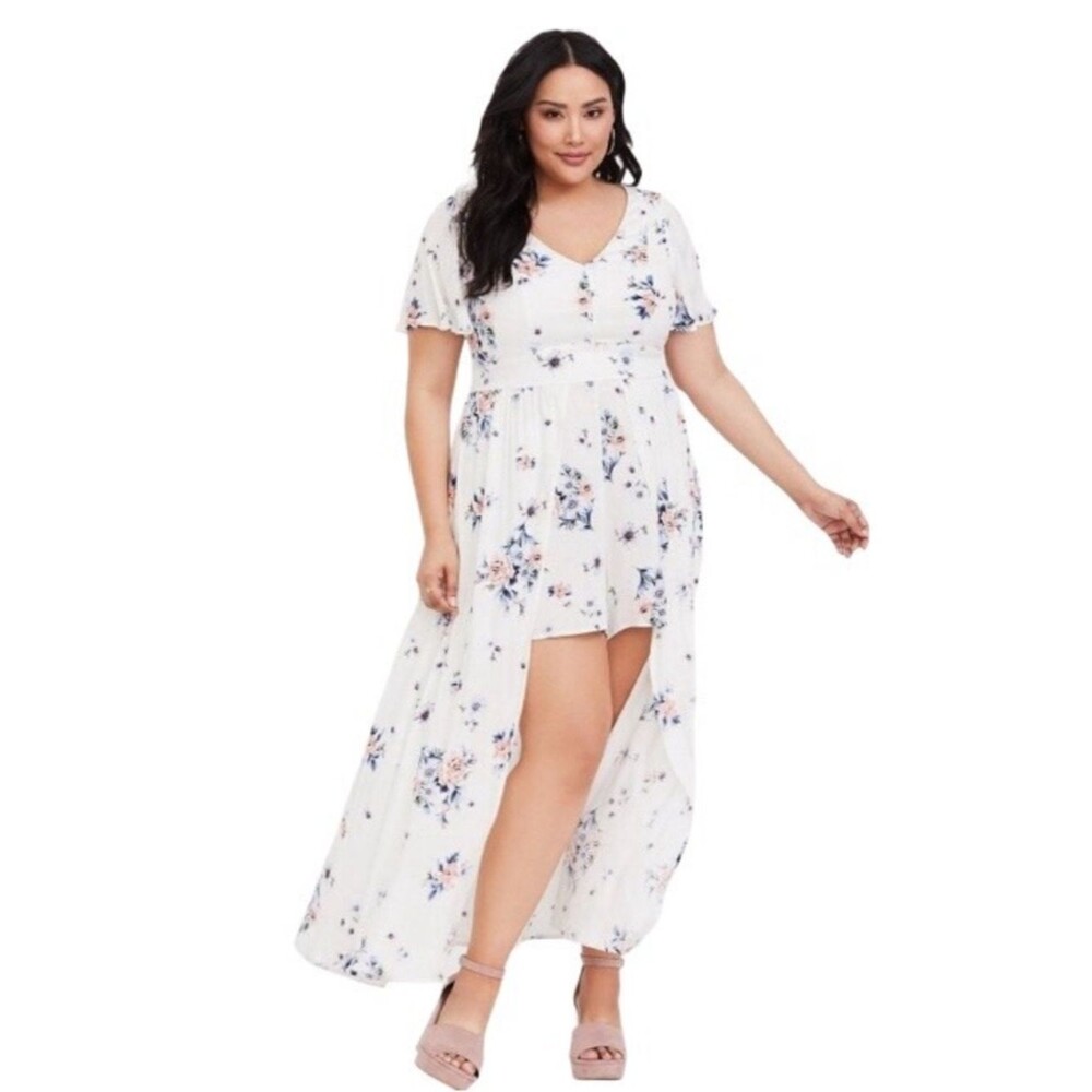 TORRID White Floral Challis Walk-Through Dress Overskirt Romper Plus Size 24 NEW